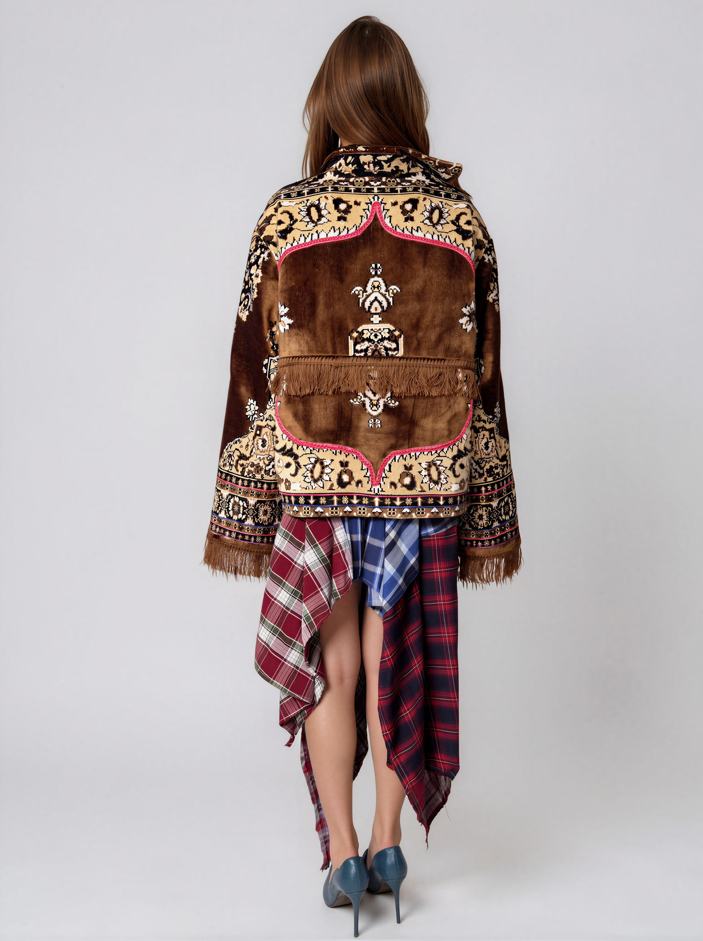 Full Outfit - Rosu Mara